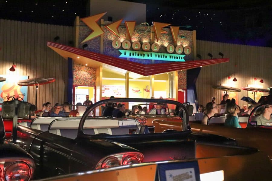 Guide To The Sci-Fi Diner Restaurant In Walt Disney World