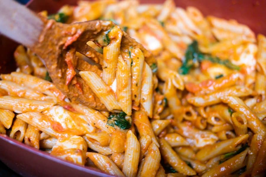 20 Minute Easy and Delicious Weeknight Penne Rosa Recipe