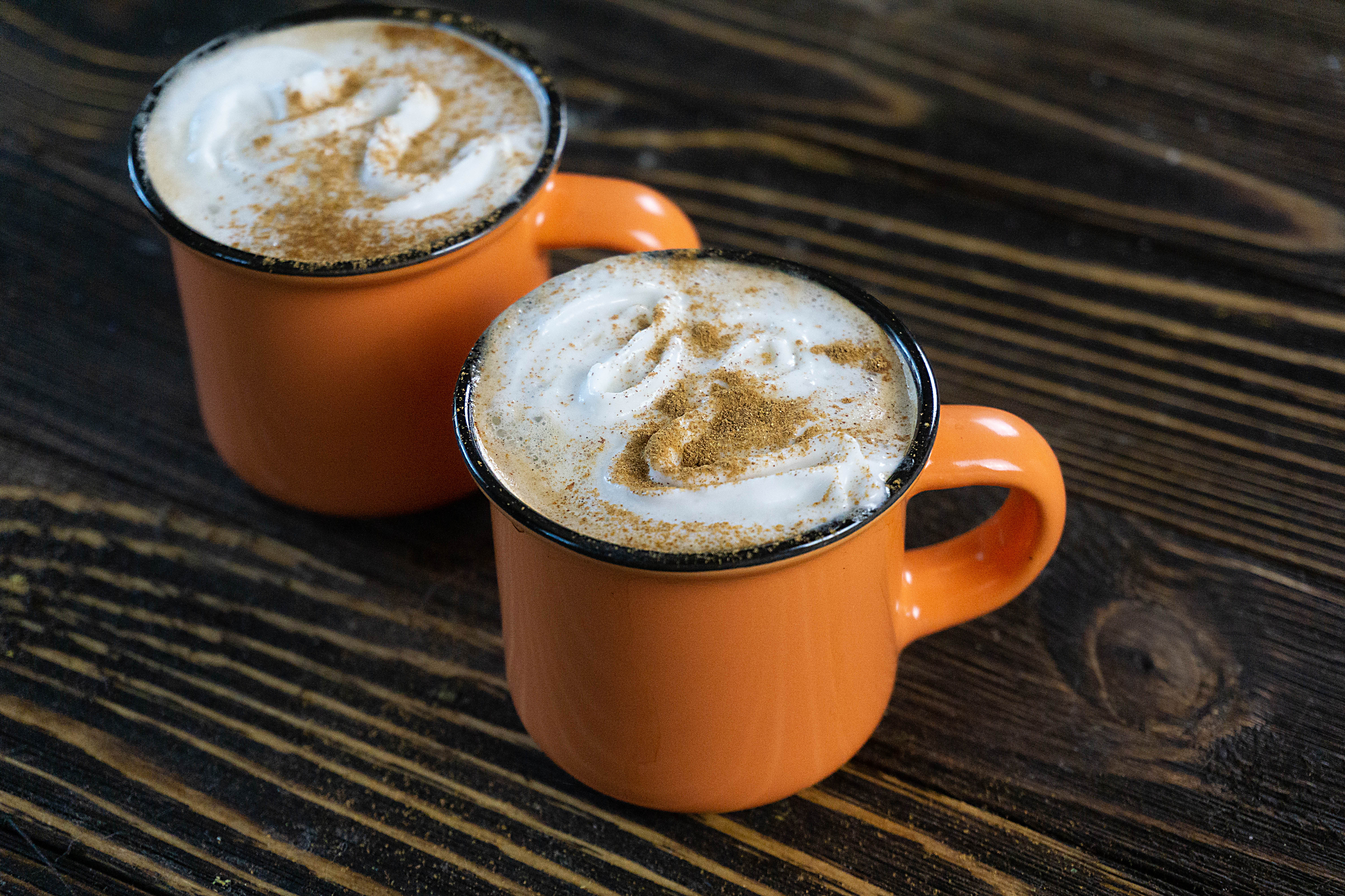 It's fall and it's time for amazing and delicious fall warm drinks! Check out this awesome Pumpkin Vanilla Expresso recipe is perfect for the autumn season!