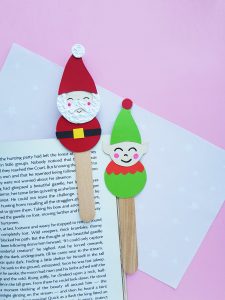 Here is a fun snowman and elf bookmark Christmas craft for you to do with the kids this holiday season! Includes a free printable template to download. This is a fun and easy craft for kids to make to help with their reading! #christmascrafts #christmasfun #holidaycrafts