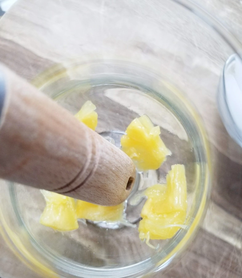 Easy Pineapple Screwdrivers Cocktail Recipe