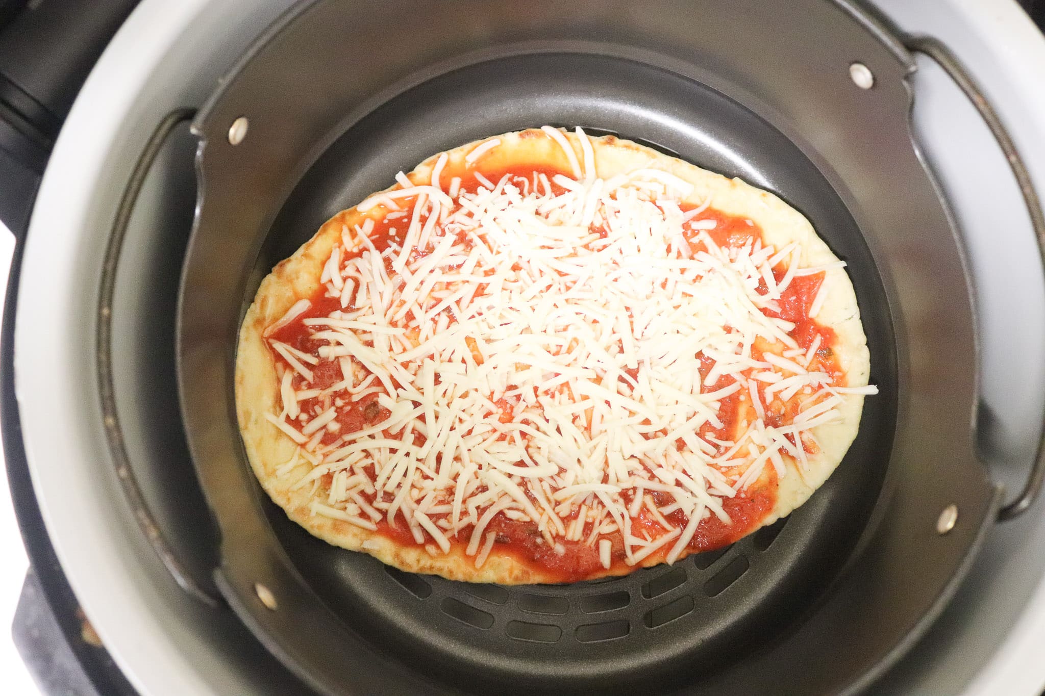 Air Fryer Cheese Pizza in ninja foodi