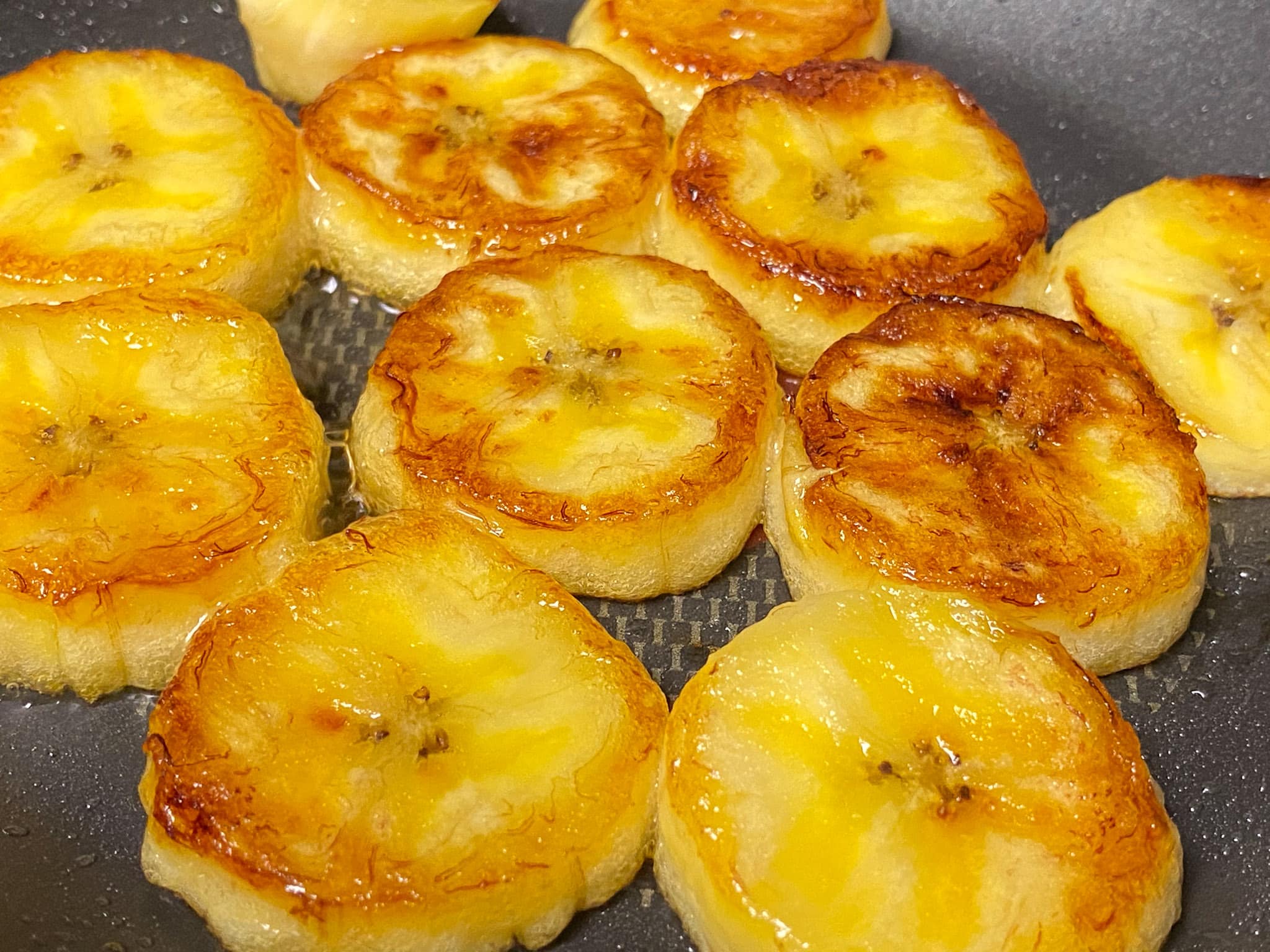 Air Fryer and Traditional Fried Plantain