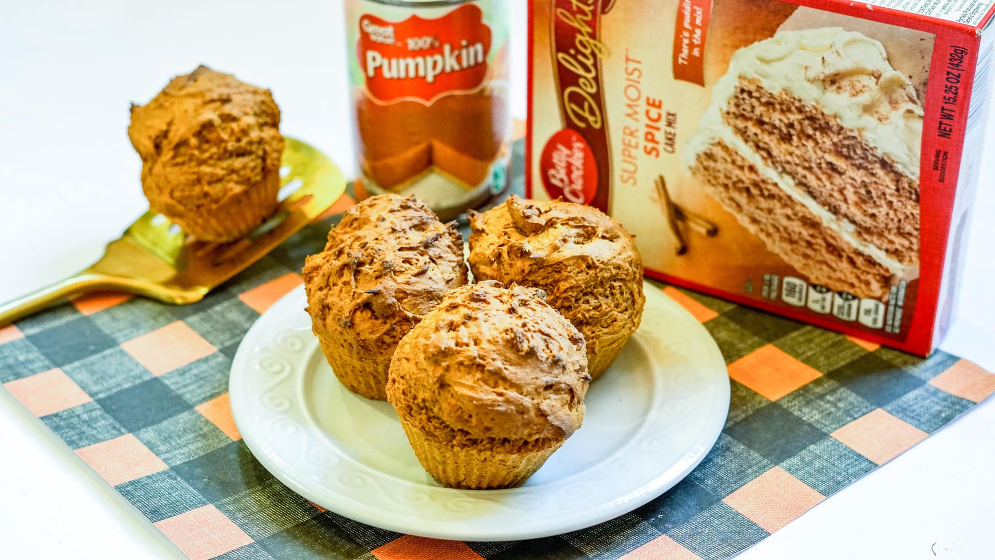 Air Fryer Pumpkin Muffins