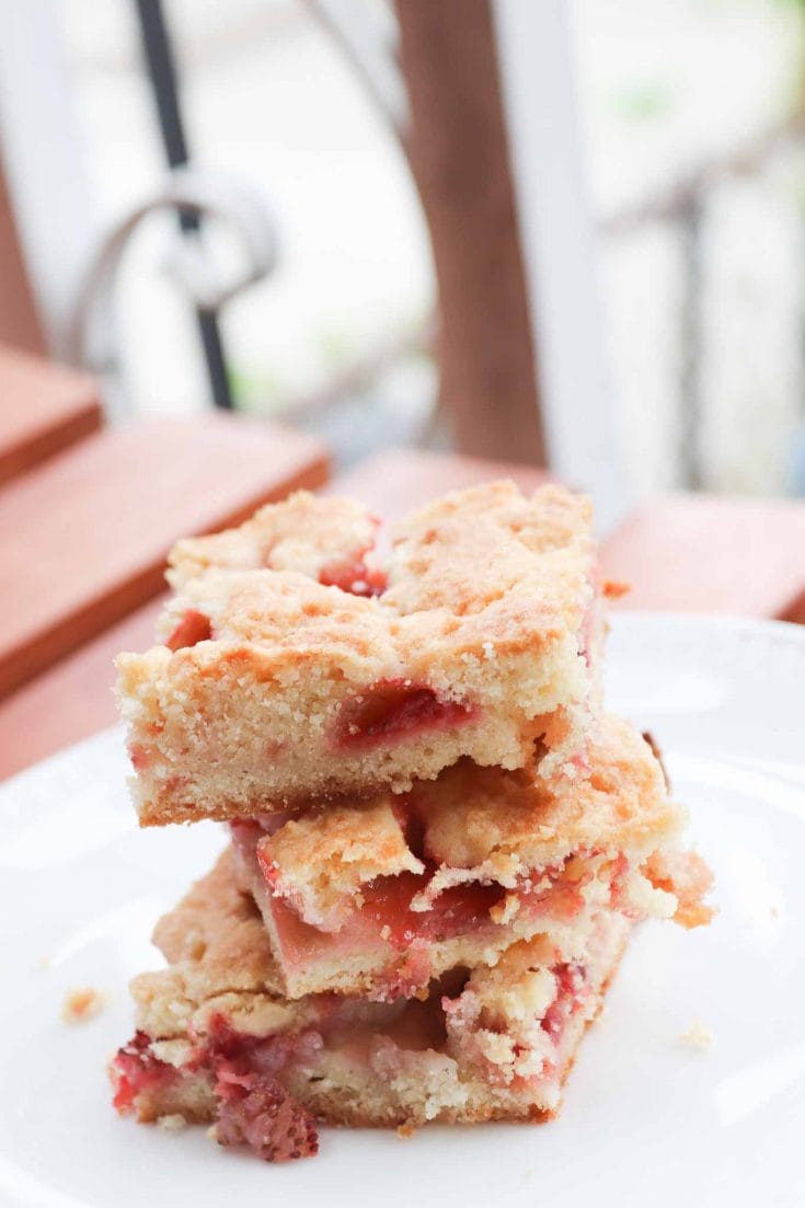 Easy Strawberry Bars