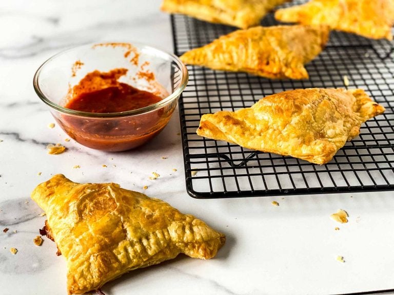 Easy Pizza Pastry Puffs