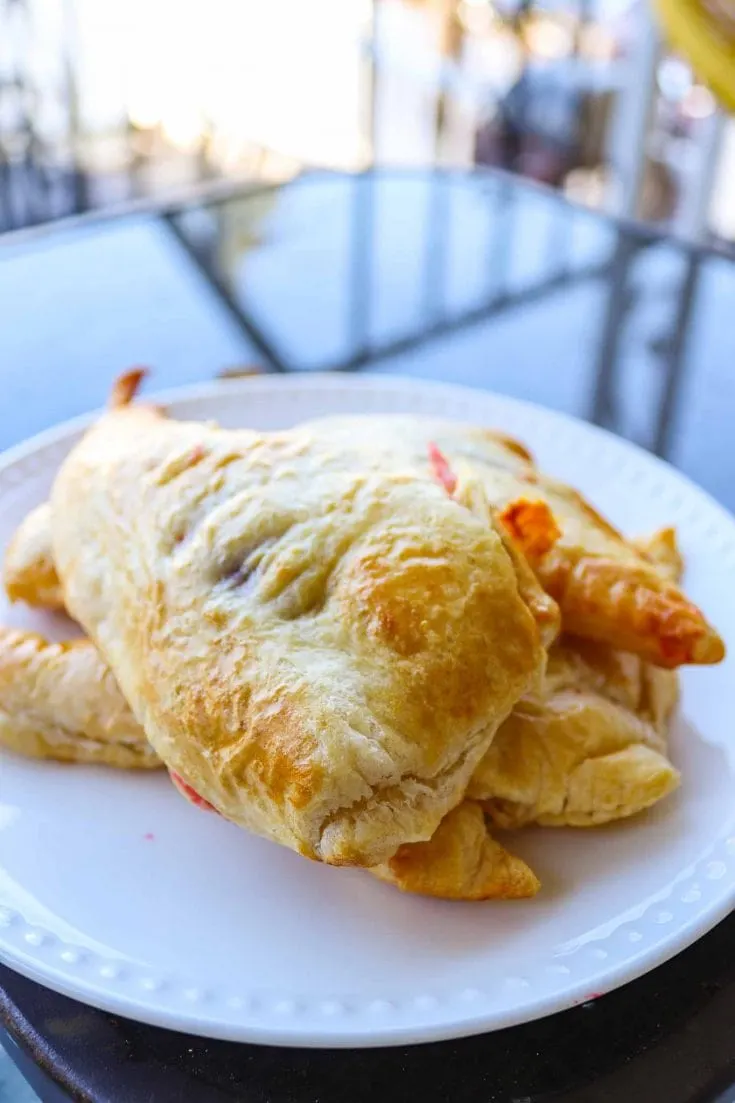 Easy Air Fryer Strawberry Turnovers