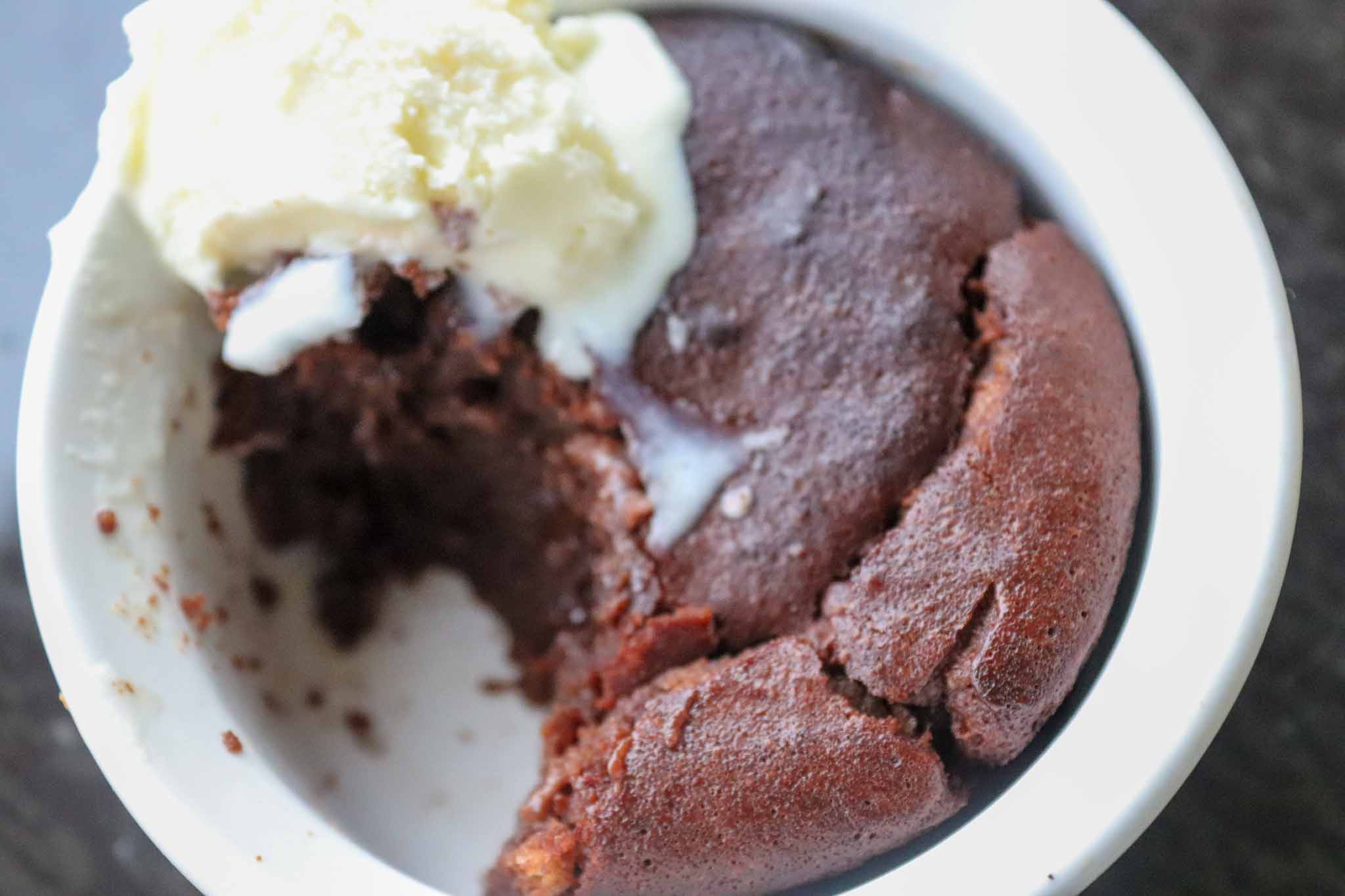 Easy Air Fryer Chocolate Cake