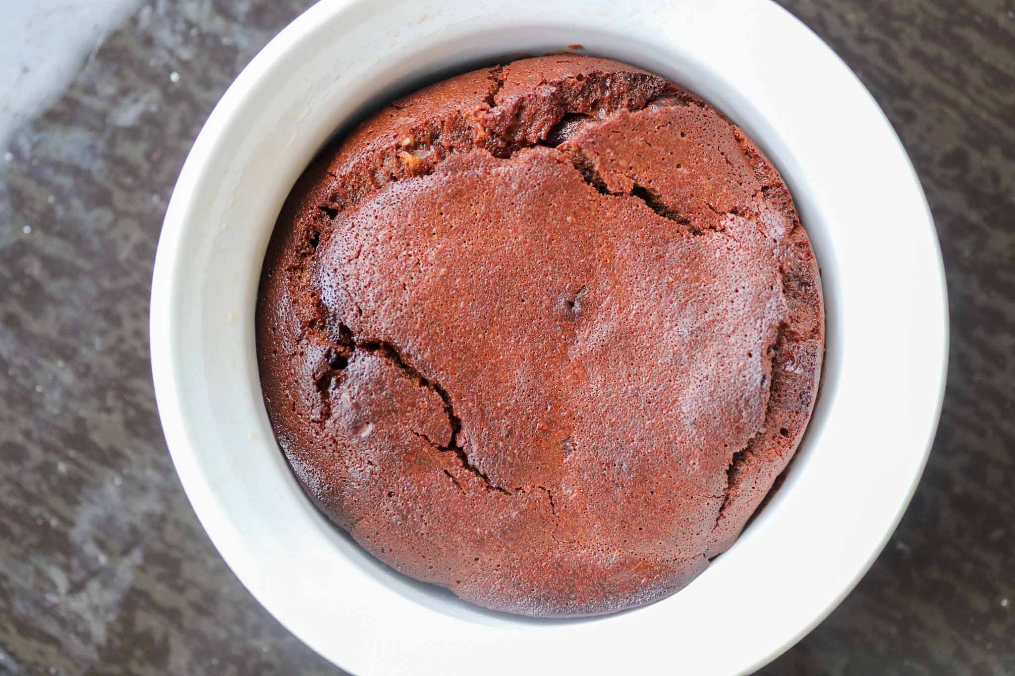 Easy Air Fryer Chocolate Cake