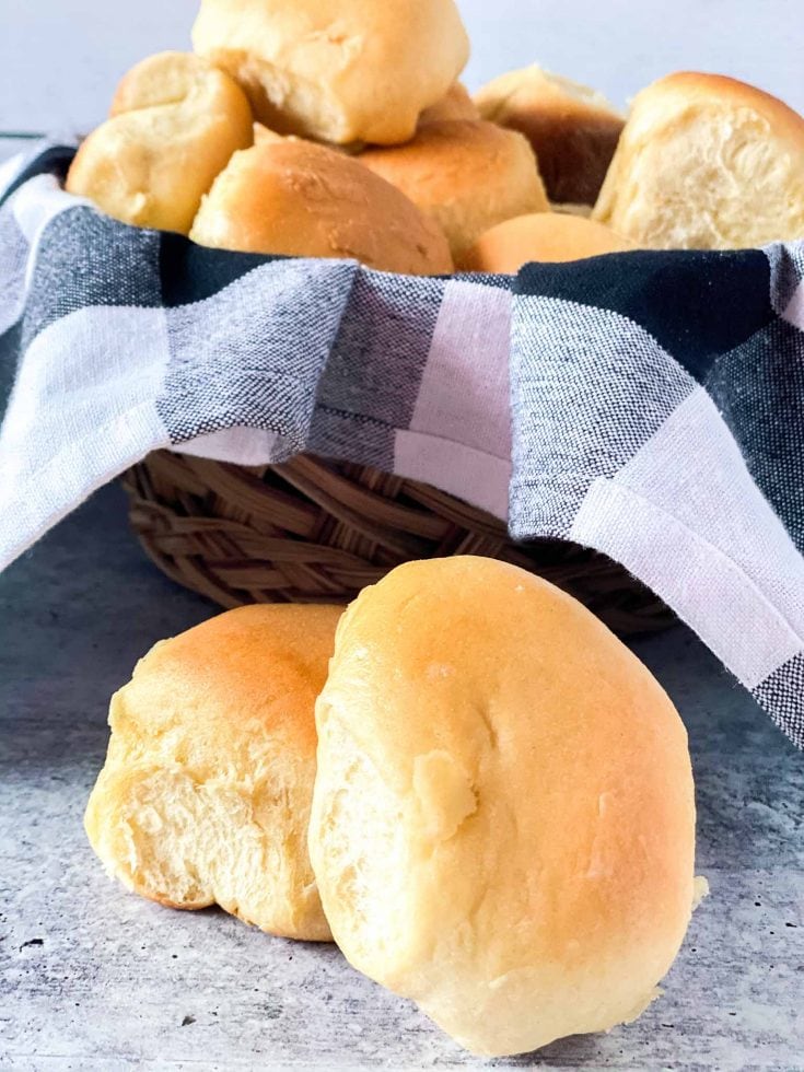 Easy Copycat Hawaiian Rolls