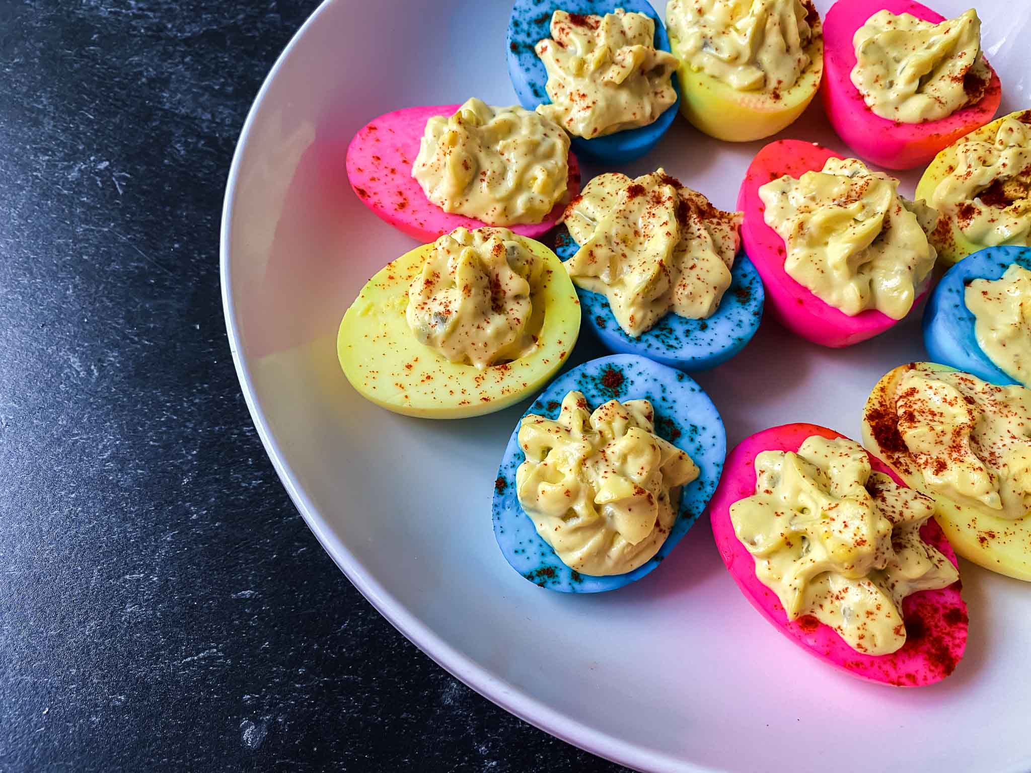 Dyed Deviled Eggs – Duke's Mayo