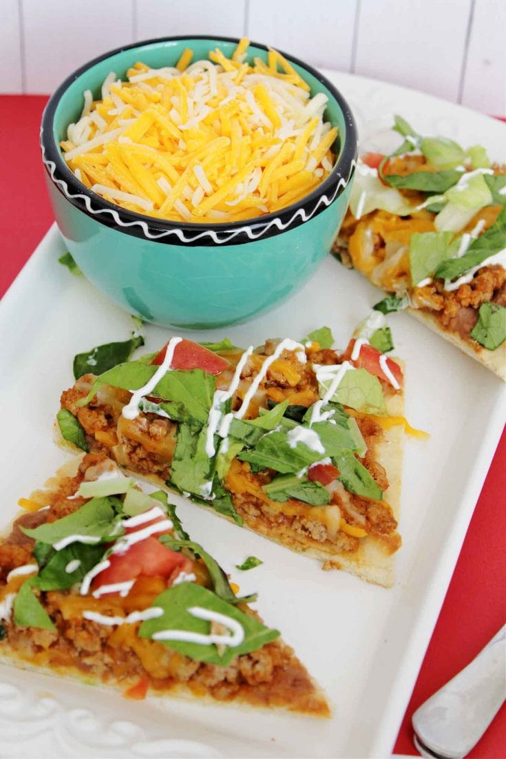 Easy Skinny Flatbread Taco Pizza