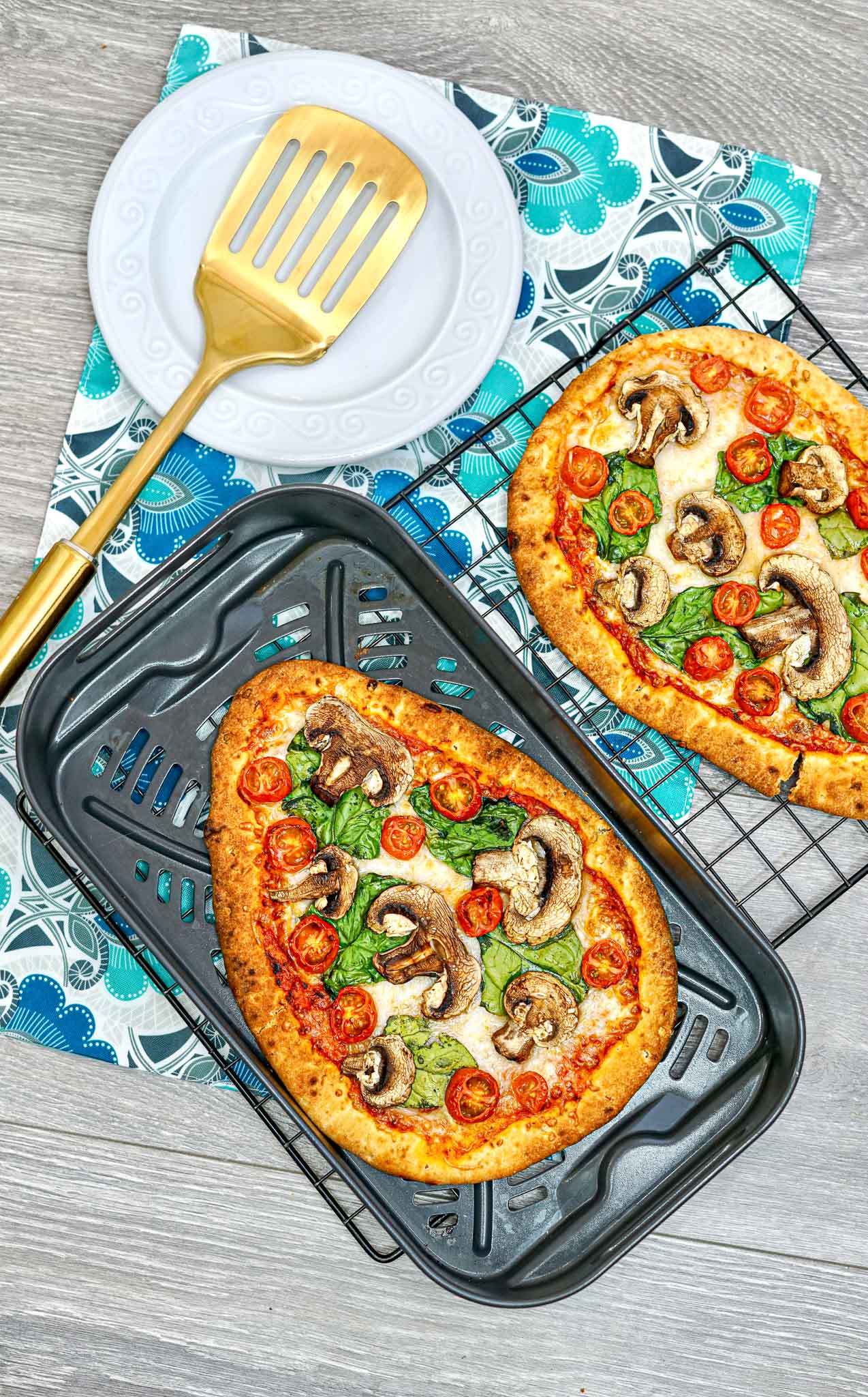 Easy Air Fryer Veggie Flatbread Pizza