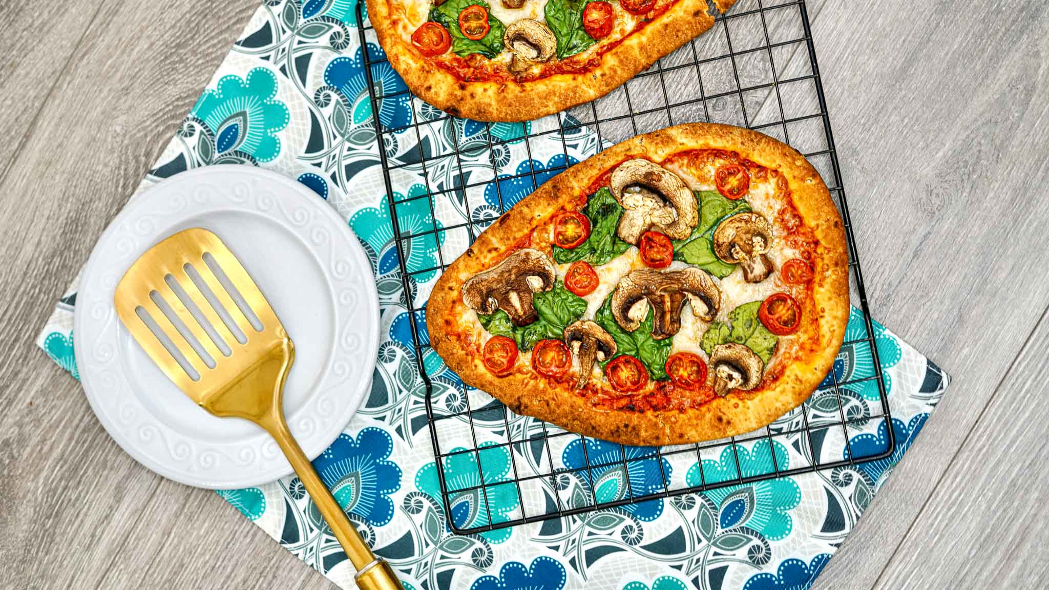 Dairy-Free Flatbread Margarita Pizza with Hamilton Beach Sure-Crisp Air  Fryer Toaster Oven