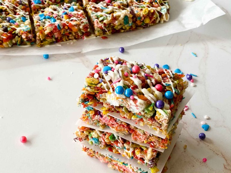 Rainbow Rice Krispy Treats – Yummy Kids Snacks