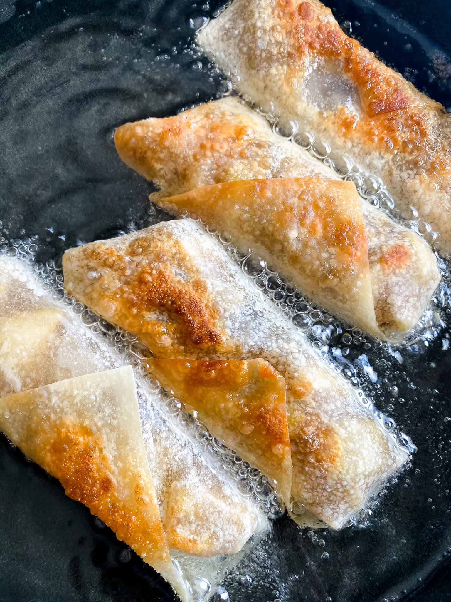 Easy Apple Pie Egg Rolls 