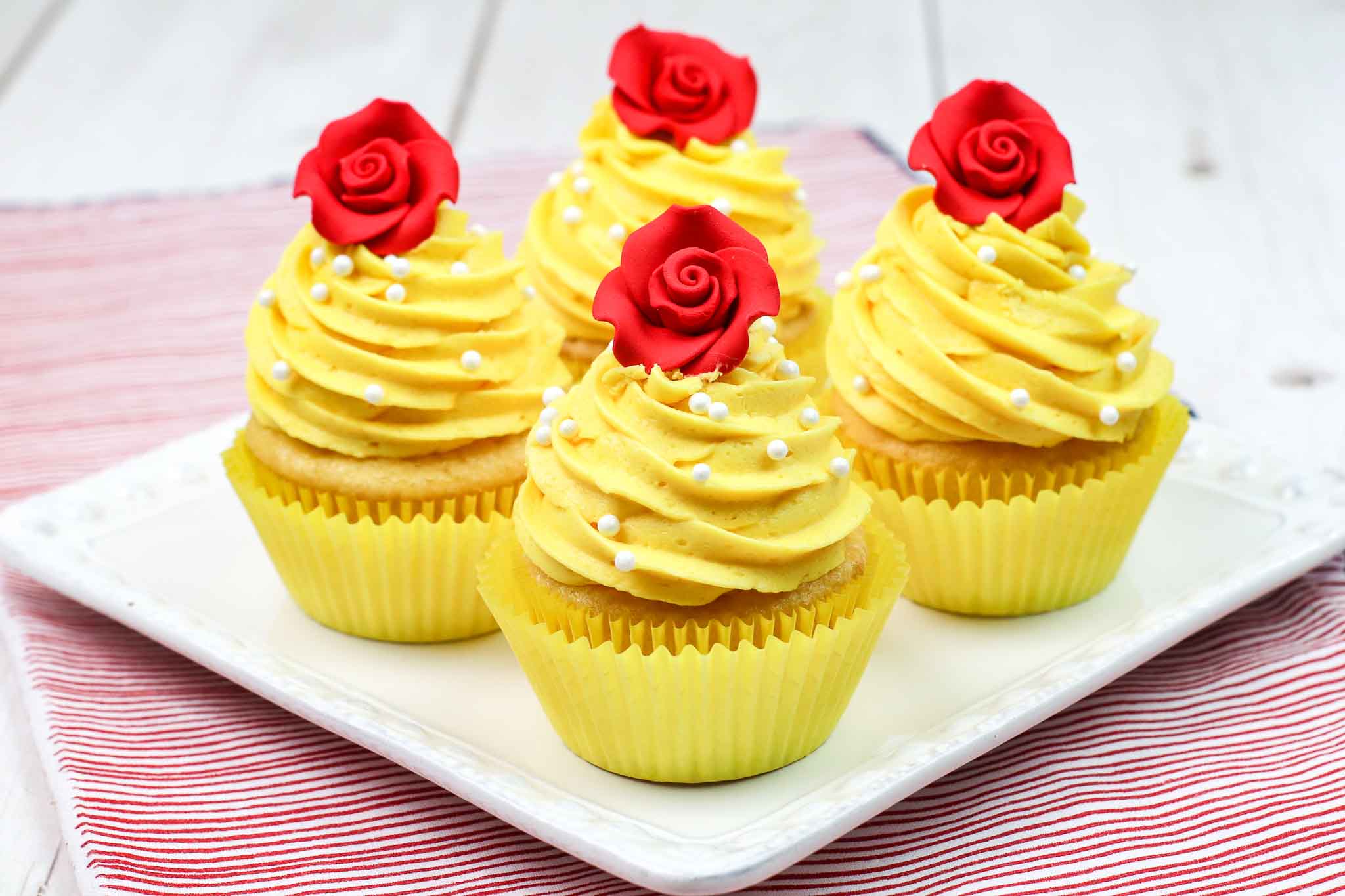 Honey Cinnamon Bumblebee Cupcakes with Cream Cheese Frosting