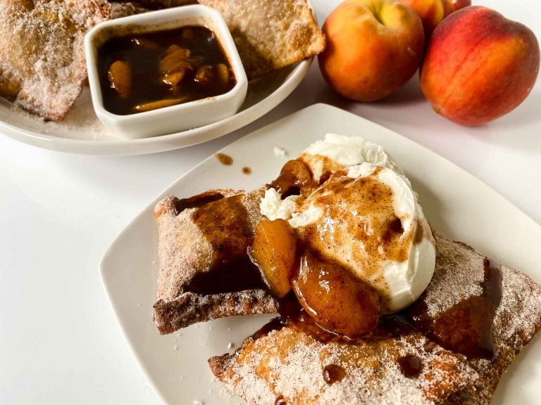 Homemade Fried Peach Cobbler Bites