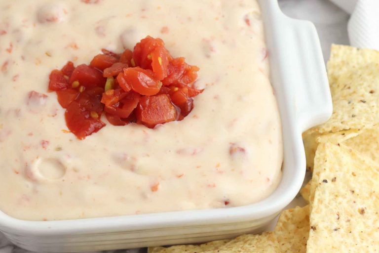 Easy Slow Cooker Queso Dip For Game Day Appetizers