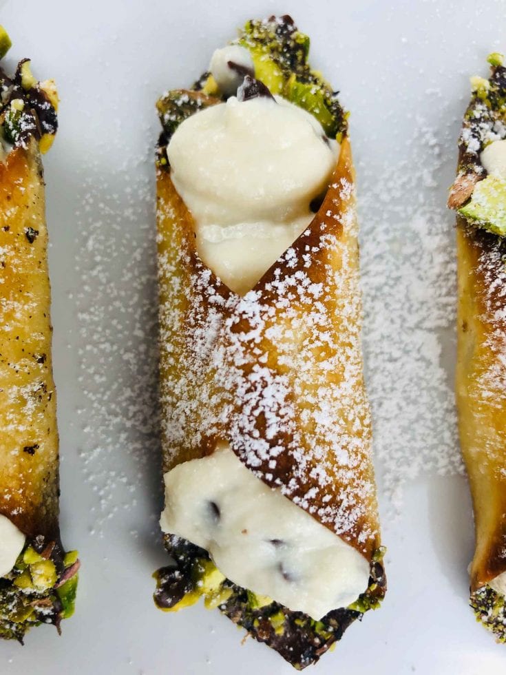 Easy Homemade Mini Cannoli For Dessert Tonight