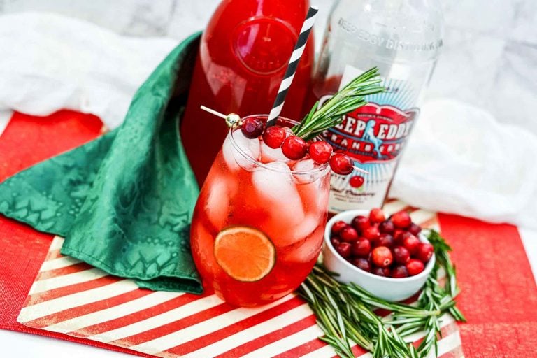 Christmas Cranberry Vodka Cocktail For Holiday Parties
