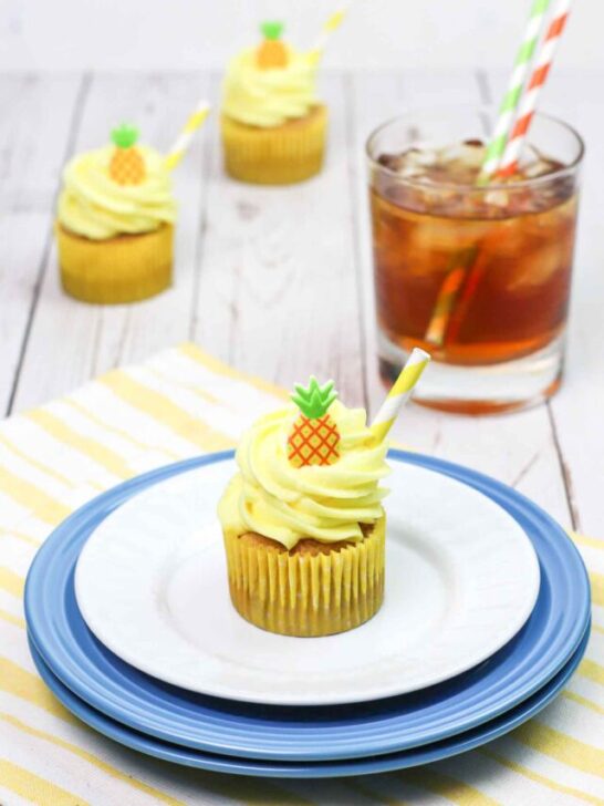 cropped-Pineapple-Soda-Cupcakes-04.jpg
