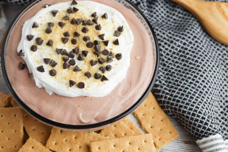 Easy Chocolate Pie Dessert Dip