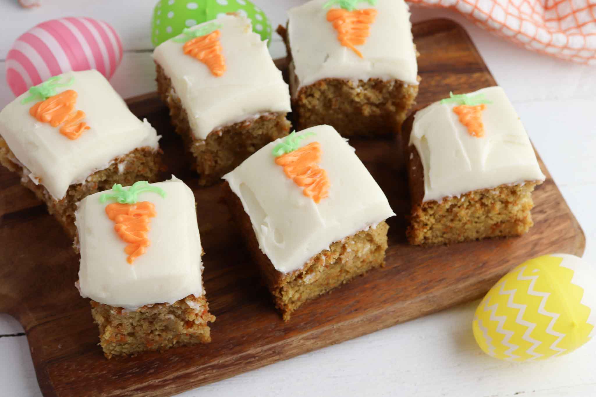 Carrot Cake Cupcakes with Spiced Cream Cheese Frosting