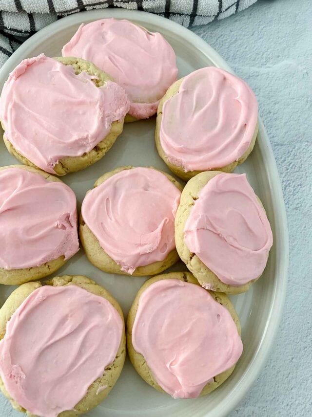 Easy Copycat Crumbl Sugar Cookie Recipe