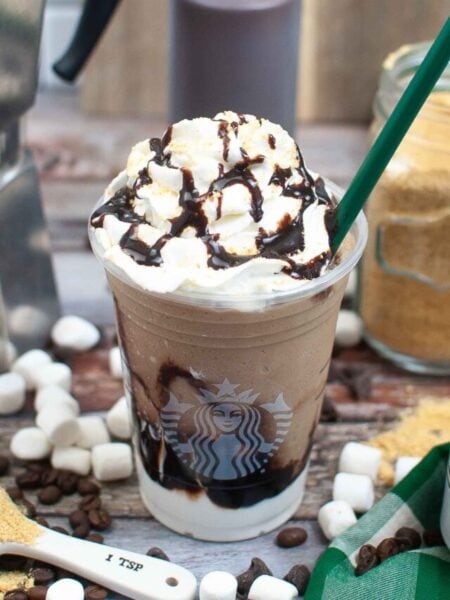 cropped-Copycat-Starbucks-Smores-Frappuccino-05.jpg