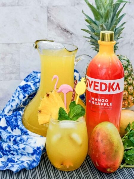 cropped-Mango-Pineapple-Punch-Cocktail-02.jpg