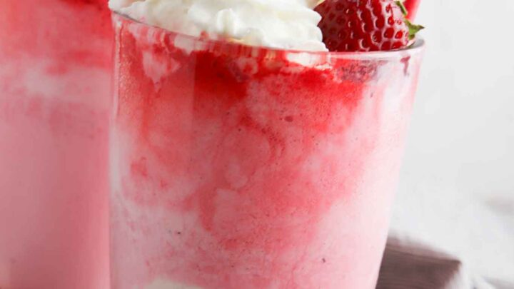 Easy Strawberry and Cream Floats