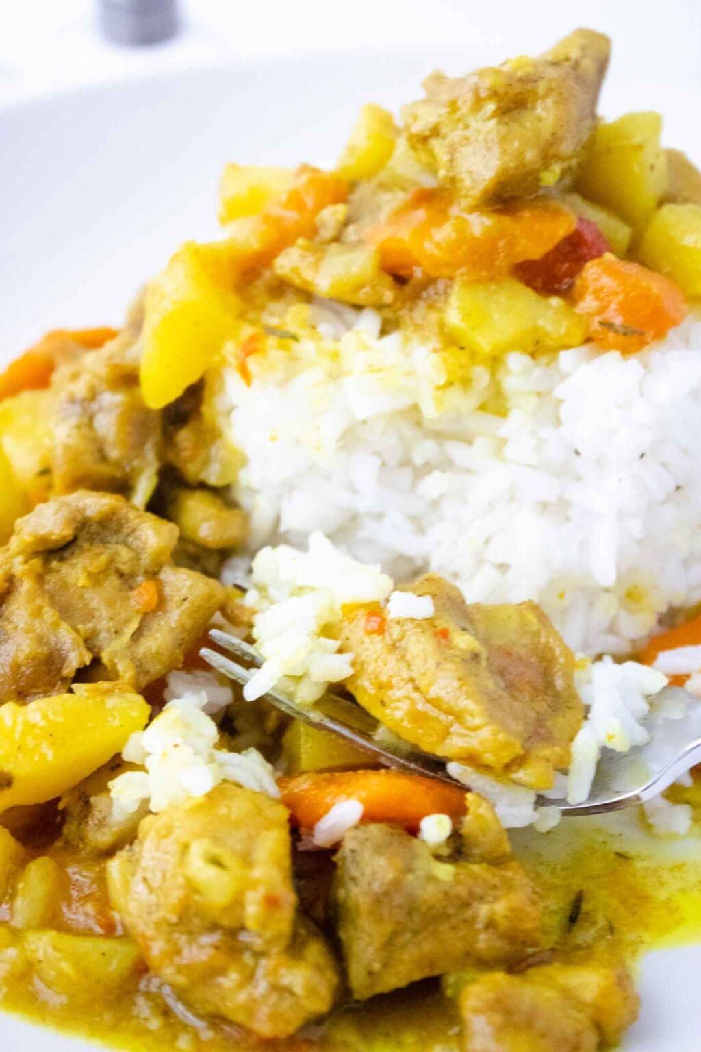 Easy Authentic Jamaican Curry Chicken Recipe