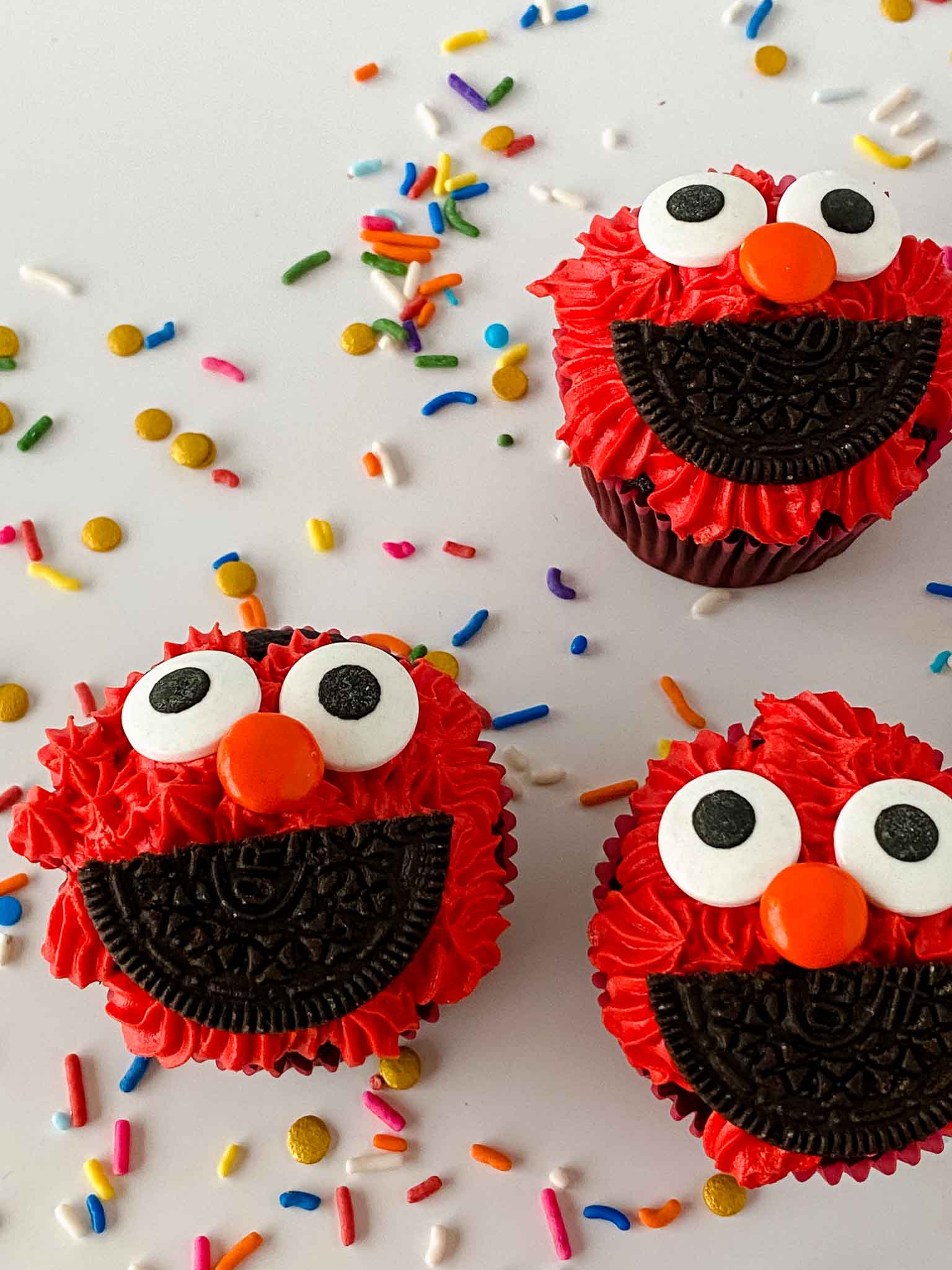 How To Make Elmo Cupcakes
