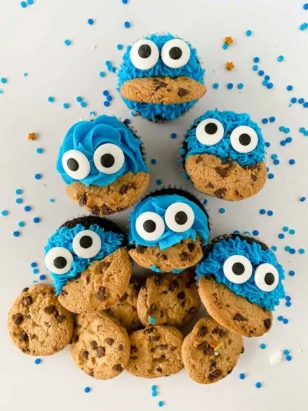 cropped-Cookie-Monster-Cupcakes-07.jpg