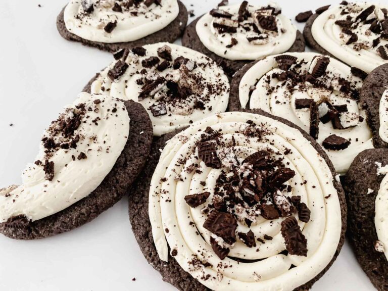 crumbl oreo cookies