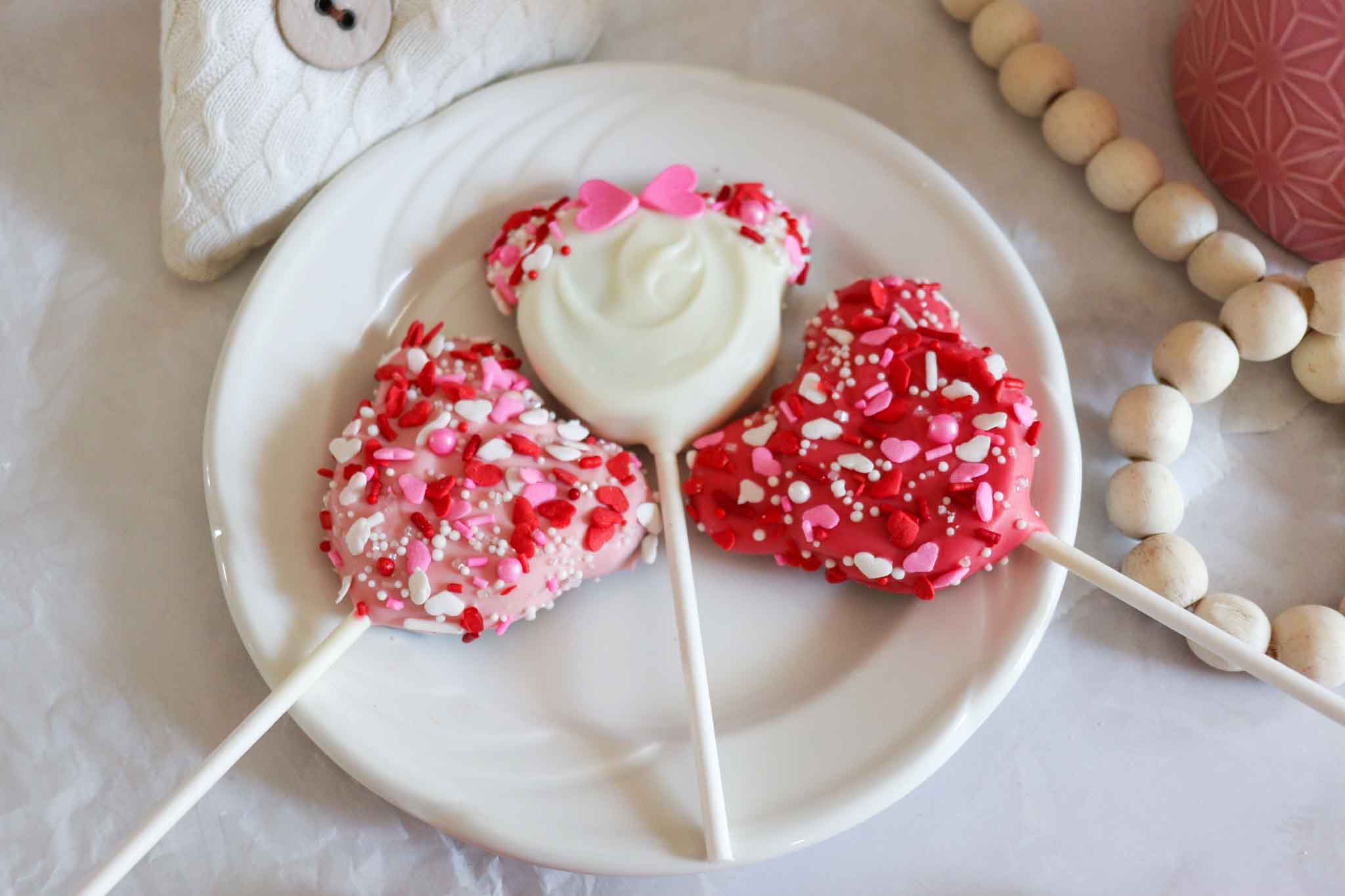 Valentine's Day Cake Pops