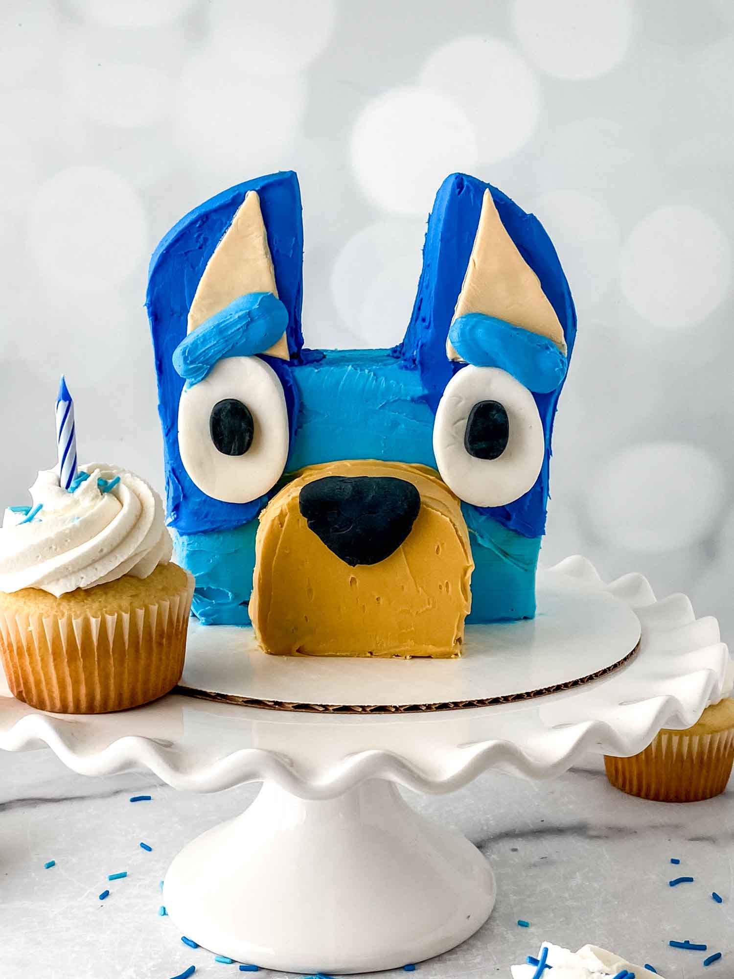 Bluey Cake | Birthday cake kids, 3rd birthday cakes, 1st birthday cake for  girls