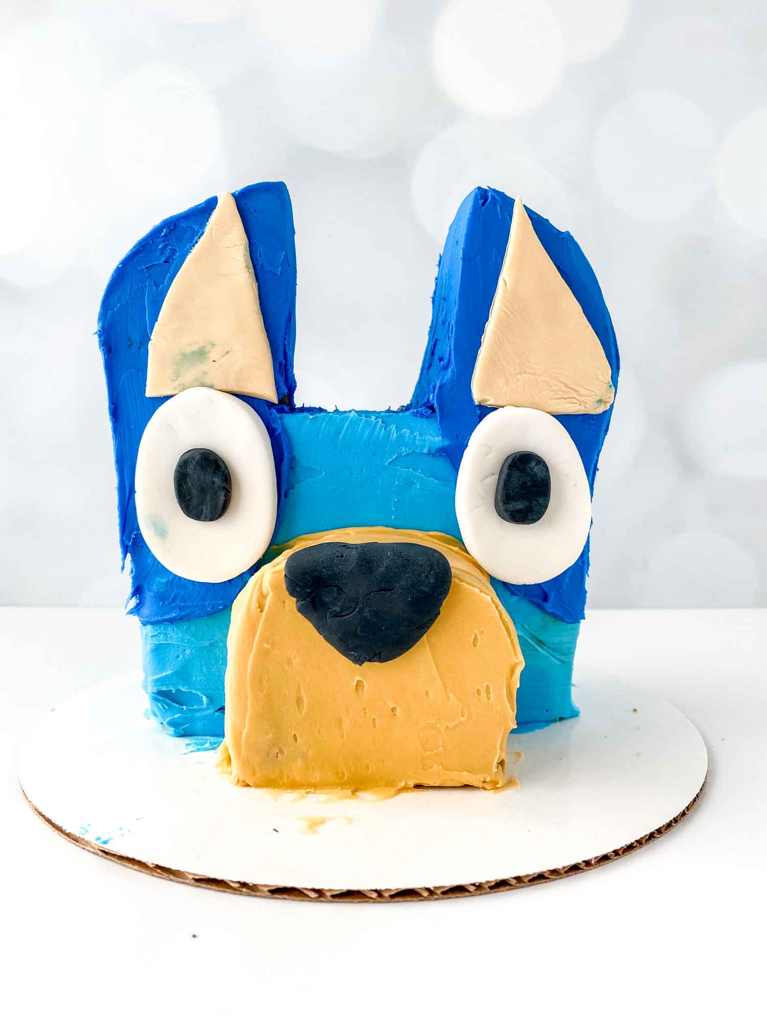 bluey cake tutorial