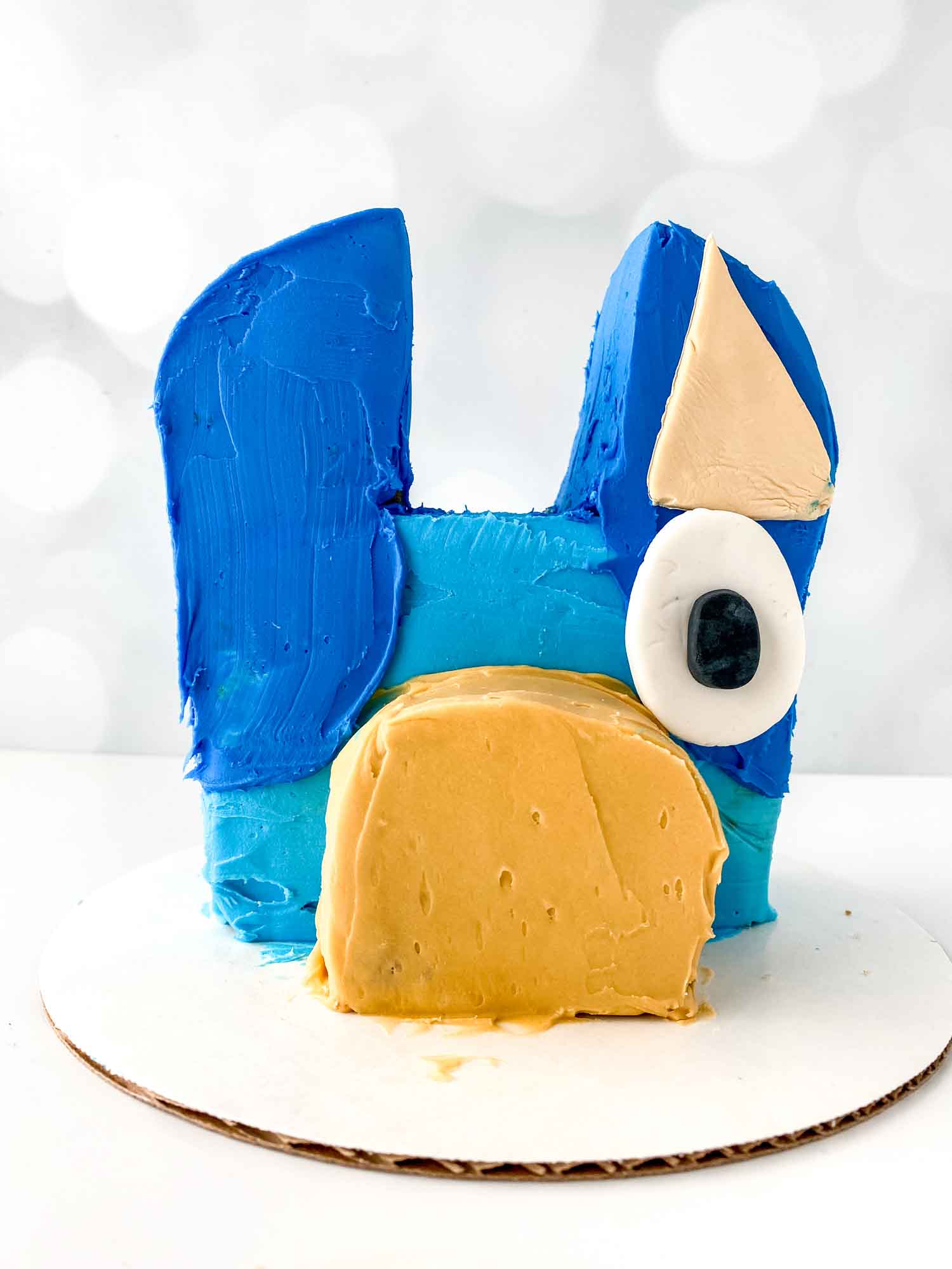 bluey cake tutorial