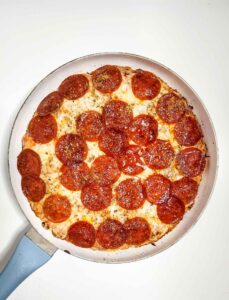 copycat pizza hut personal pan pizza recipe in round pan
