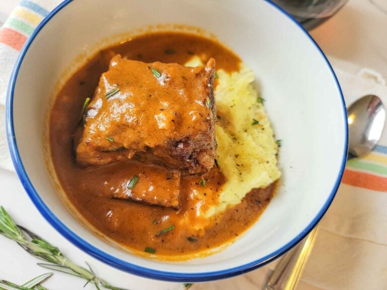 Easy Instant Pot Short Ribs