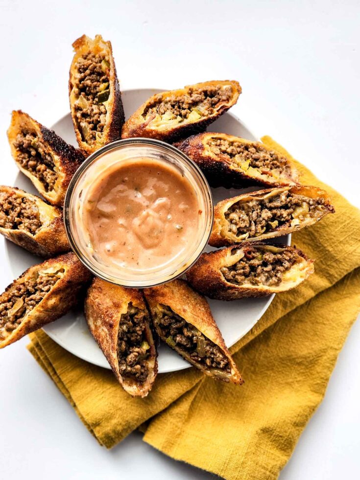 https://brooklynactivemama.com/wp-content/uploads/2023/03/Easy-Cheeseburger-Egg-Rolls-07-735x980.jpg