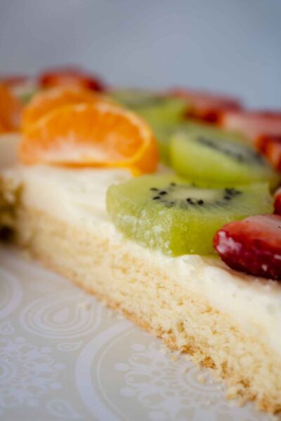Easy Fruit Pizza Recipe With Cream Cheese Frosting