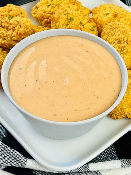 Raising Cane's Sauce {Copycat Recipe}