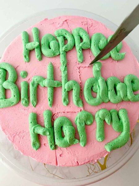 Harry Potter Birthday Cake - Veggie World Recipes