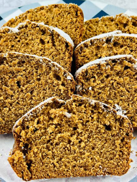 The Perfect Moist Applesauce Cake Recipe for Home Bakers