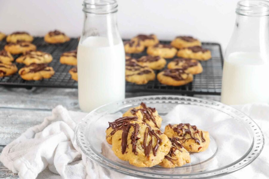 Easy Chewy Hazelnut Chocolate Cookies Recipe