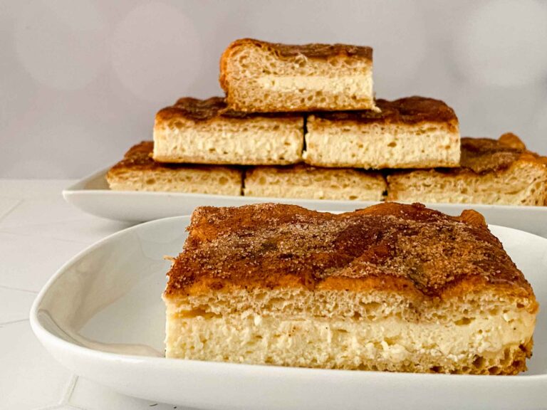 Easy Churro Cheesecake Bars Recipe