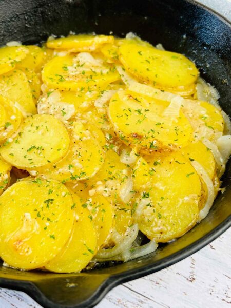 Easy Southern Style Smothered Potatoes Recipe
